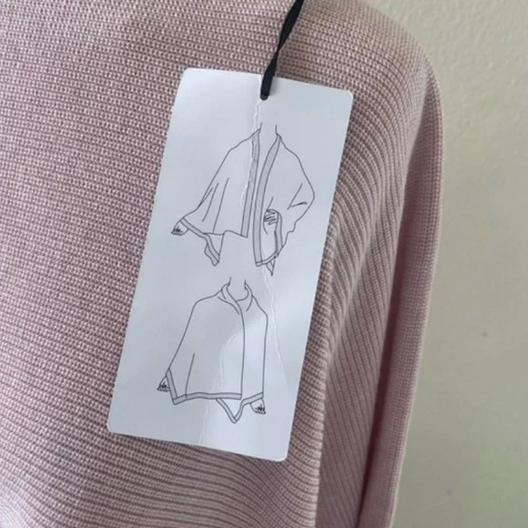 NWOT - Lululemon Divinity Scarf/Poncho/Cape - Pale Pink - OS - Picture 9 of 9